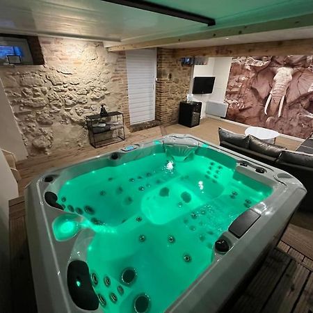 Gite Le Jardin Secret Et Gite Au Temps Suspendu Montpezat  Exterior photo