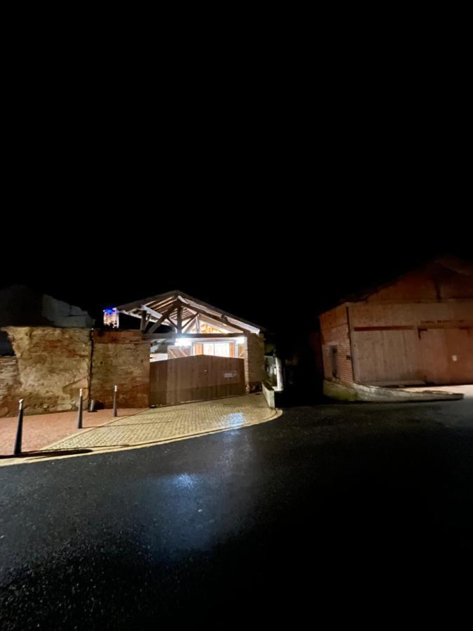 Gite Le Jardin Secret Et Gite Au Temps Suspendu Montpezat  Exterior photo
